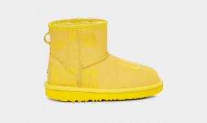 Ugg Classic Mini Scatter Graphic Kids' Boots Yellow | CRSUIAF-37