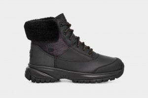 Ugg Yose Fluff V2 Women's Boots Black | QWUCYFJ-86