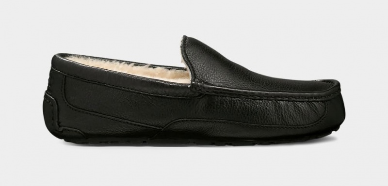 Ugg Ascot Leather Men\'s Moccasins Black | GTEWCAF-67