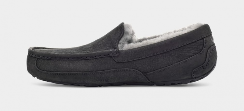 Ugg Ascot Matte Leather Men's Slippers Black | ZOEGXFJ-85