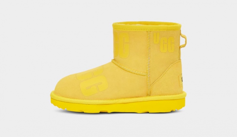 Ugg Classic Mini Scatter Graphic Kids' Boots Yellow | CRSUIAF-37