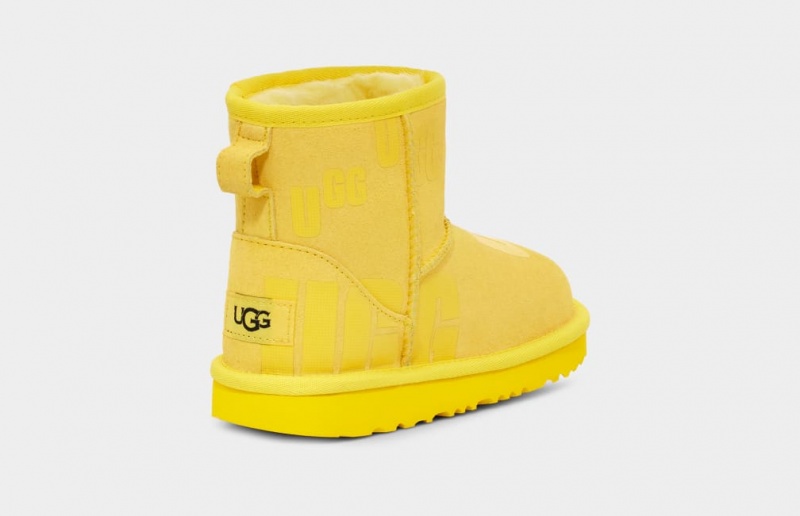 Ugg Classic Mini Scatter Graphic Kids' Boots Yellow | CRSUIAF-37