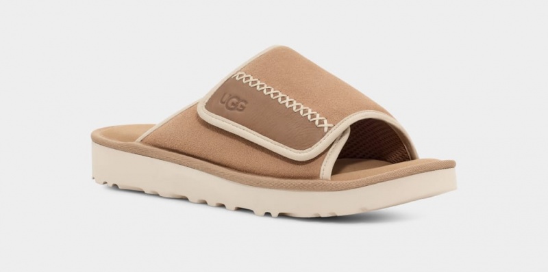 Ugg Goldencoast Men's Slides Brown | PMUHJEN-64