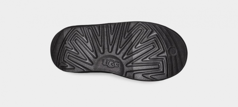 Ugg Tasman LTA Wavelength Kids' Slippers Black / White | OHTJWBC-07