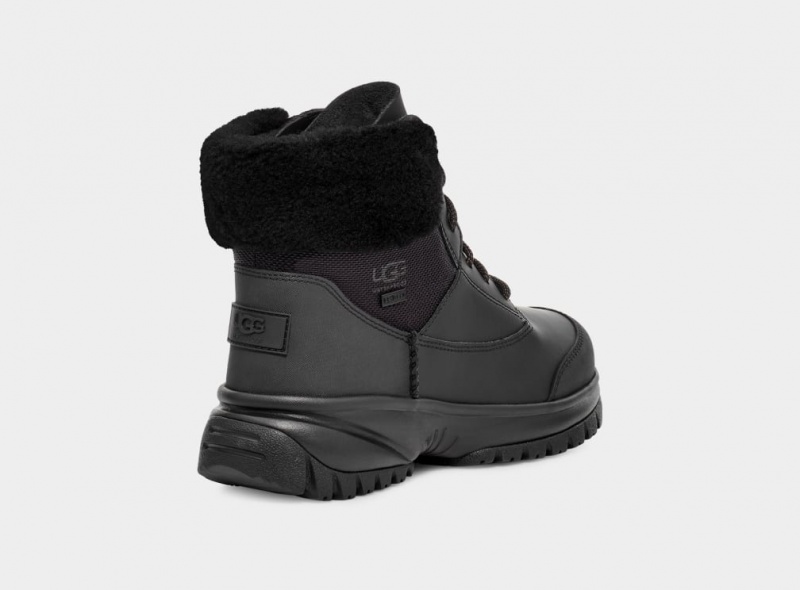 Ugg Yose Fluff V2 Women's Boots Black | QWUCYFJ-86